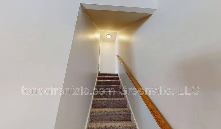 939 Squires Point — Photo 15