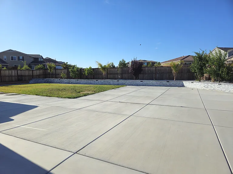 6599 Redbloom Ct — Photo 18
