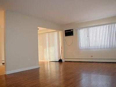 2nd image of 3200 Bayside Dr Unit 1