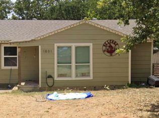 1801 Lawther Dr, River Oaks, TX 76114