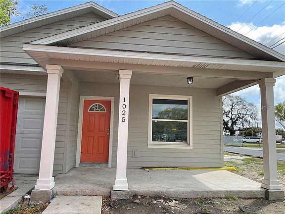 3rd image of 1025 N New York Ave