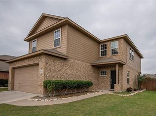 6833 Turtle Stream Dr, Fort Worth, TX 76179