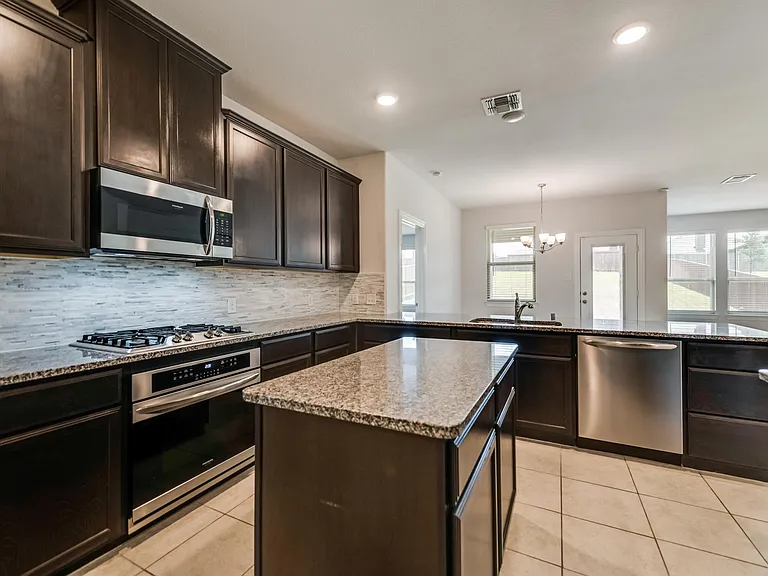 1216 Gibson Dr — Photo 16