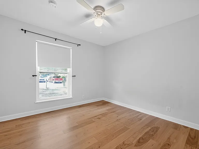 6700 La Salle Dr — Photo 21
