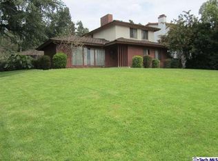 345 W Kenneth Rd, Glendale, CA 91202