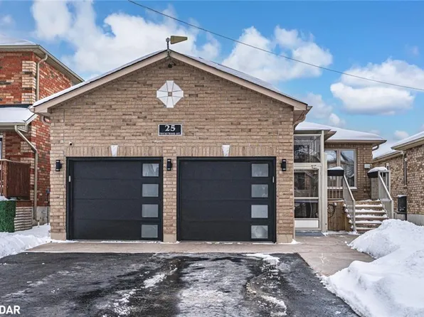 25 Thicketwood Ave, Barrie, ON L4N 5Y3