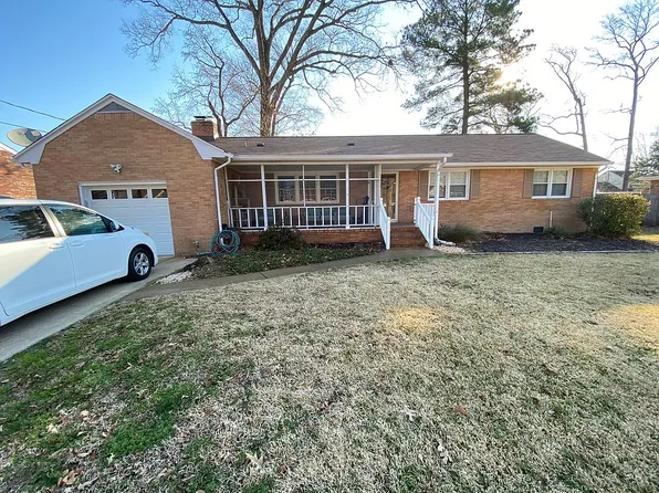 420 Rock Dr, Chesapeake, VA 23323