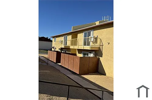 2011 Borrego Dr #3 Photo 1