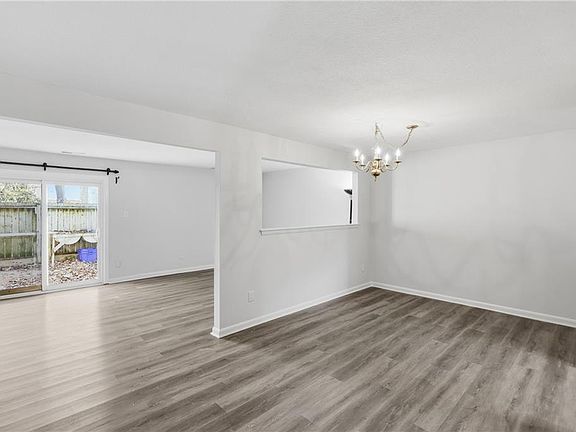 2nd image of 5002 Amboy Ct