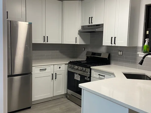 4450 Yorktown Pl, Mays Landing, NJ 08330