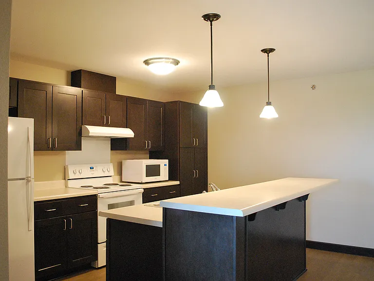Grand Terrace Apartments — Photo 30