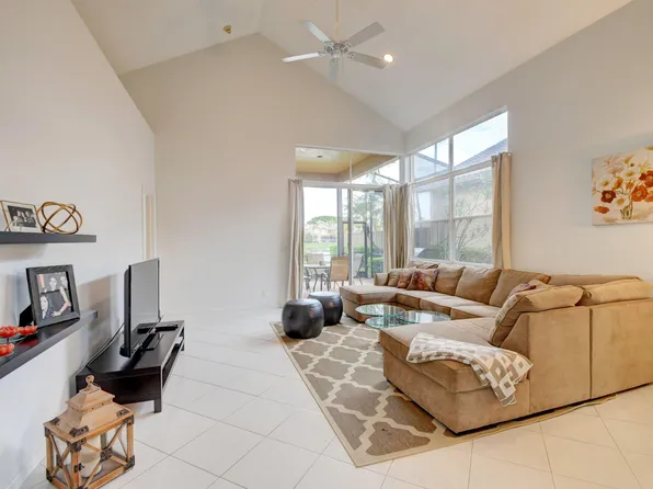 2479 NW 66th Dr, Boca Raton, FL 33496