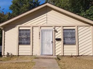 2420 E 70th St, Kansas City, MO 64132