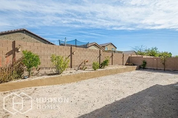 23612 W Hopi St — Photo 18
