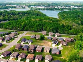 912 Faulkirk Cir, Elizabethtown, KY 42701