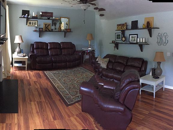 Den  overlooking pool 