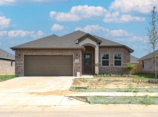 207 Lariat Ln, Valley View, TX 76272