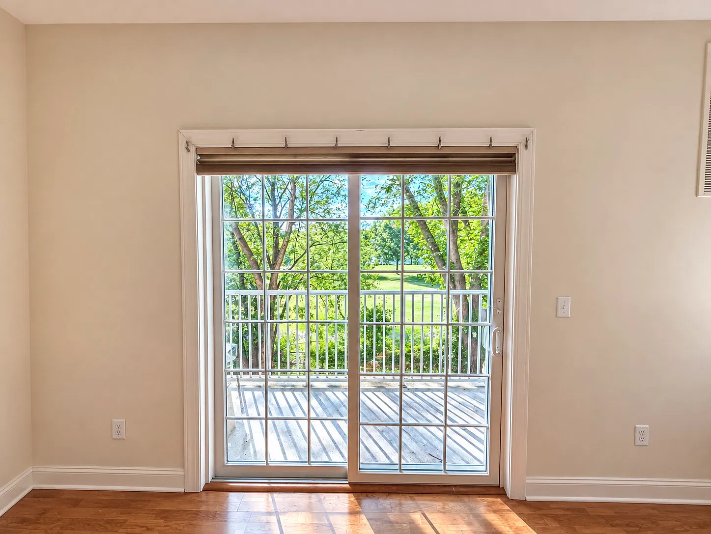 2 bed, 1183 sqft, $2,990 — Photo 4
