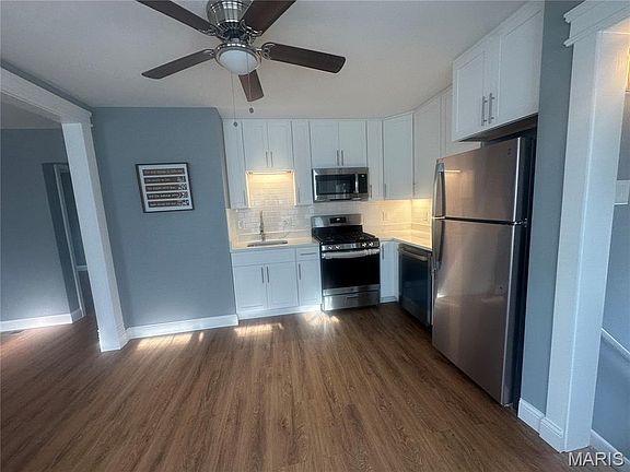4th image of 1438 Central Ave