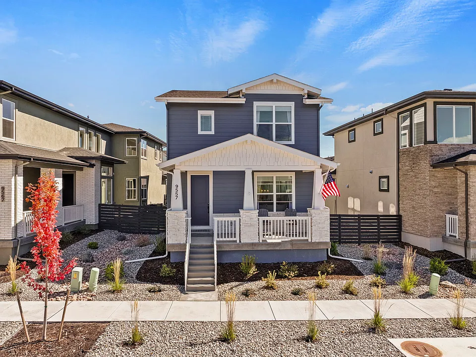 9557 Carcassonne Pl