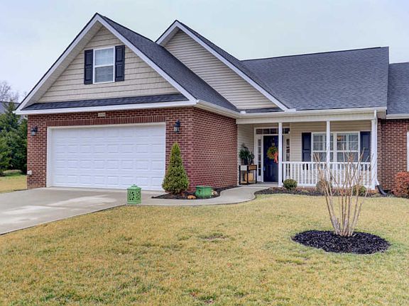 2nd image of 1515 Autumn Path Ln