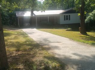 415 Forest Hill Dr, Denton, NC 27239
