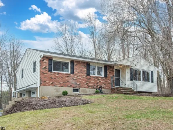 28 Riverview Rd, West Milford Twp., NJ 07438