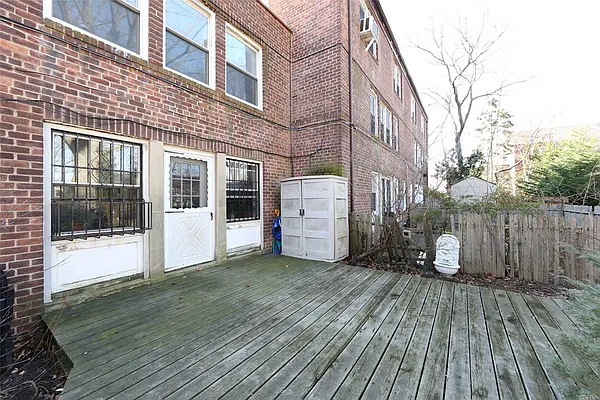 Sold by Century 21 American Homes | media 28