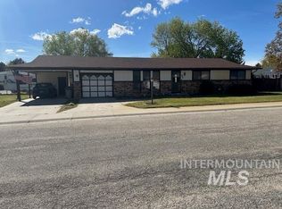 601 Riggs St, Emmett, ID 83617
