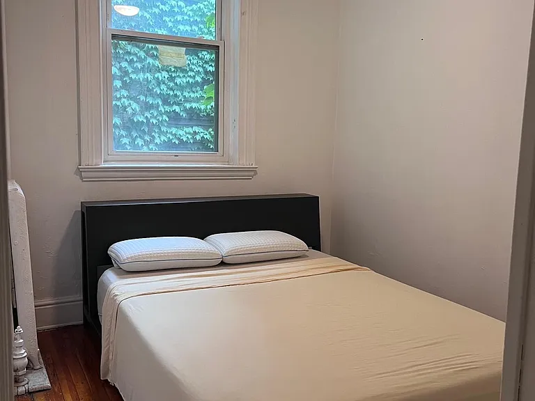 132 Chestnut St #5 — Photo 3