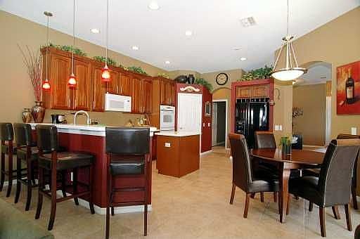 4th image of 18811 Chopin Dr