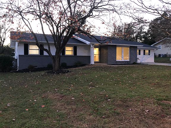4th image of 847 Sky Blue Dr