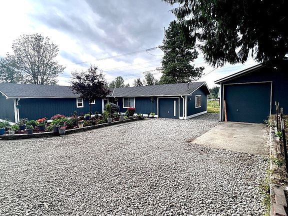 1900 sq ft of living space in this rare rambler! 