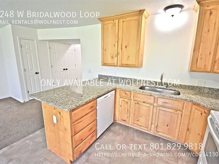 1248 W Bridalwood Loop — Photo 12