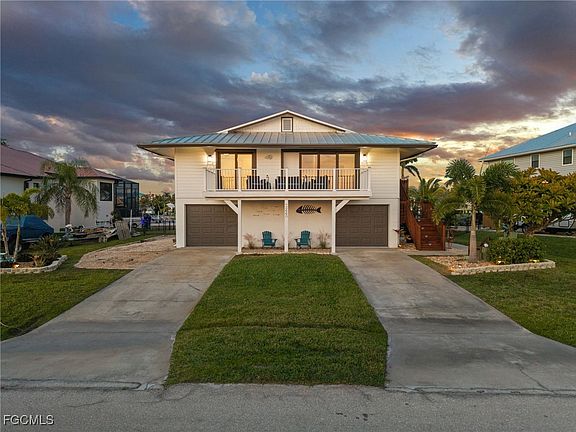 2nd image of 3660 San Carlos Dr