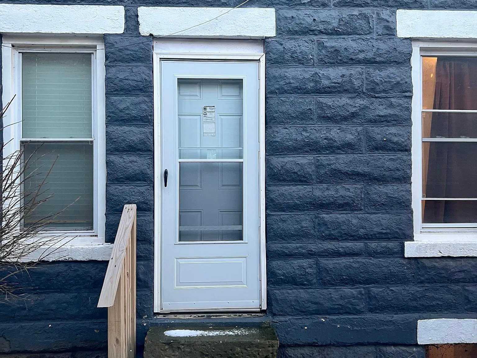 2 bed, 900 sqft, $1,365 — Photo 1