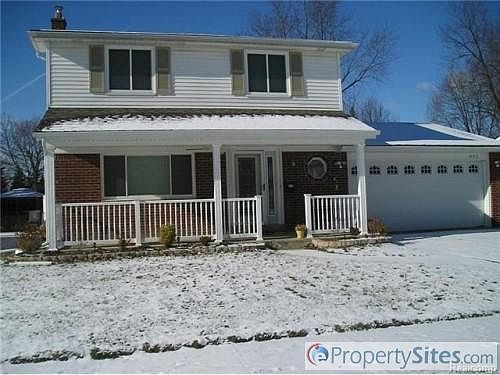 1st image of 802 S Dowling St