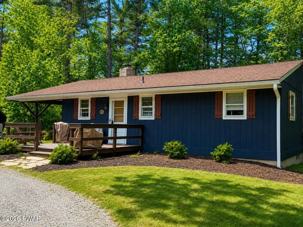 105 Cottage Rd, Tafton, PA 18464