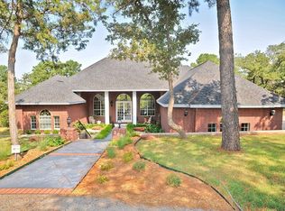 209 Roundup Rdg, Smithville, TX 78957