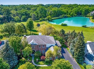 26236 Chapelgate Ct, Perrysburg, OH 43551