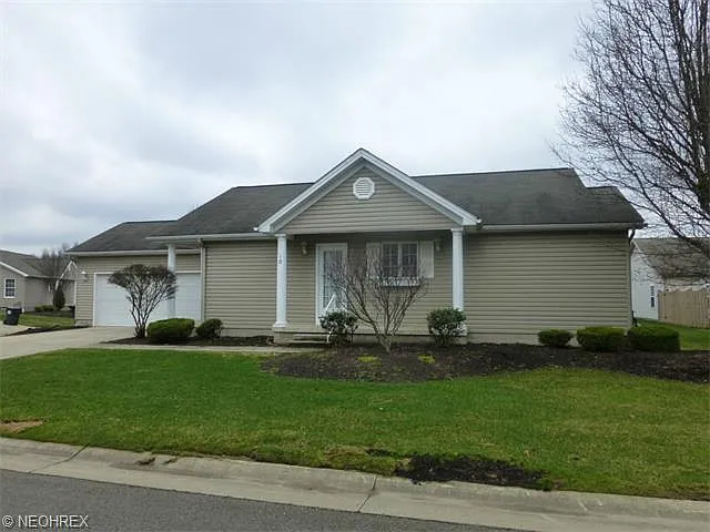 603 S Raccoon Rd Unit 10 photo 1
