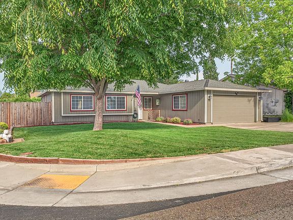 2nd image of 8325 Willow Tree Way