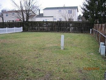 5th image of 2133 Jade St