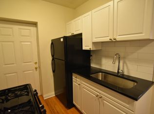 712-720 W Grace St #712-1N, Chicago, IL 60613