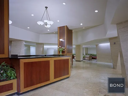 Rented by Bond New York | media 13