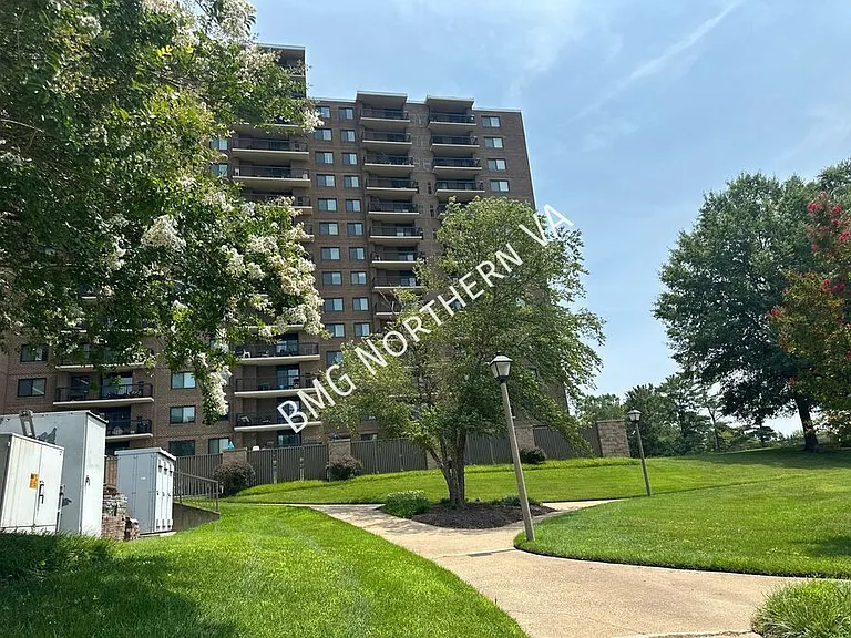 200 N Pickett St #1203 — Photo 6