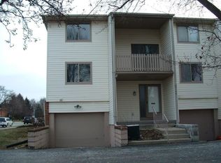 2165 Olympic St, Springfield, OH 45503