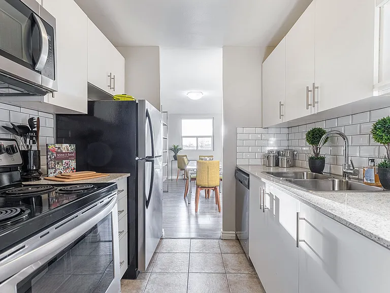 645 William St — Photo 7