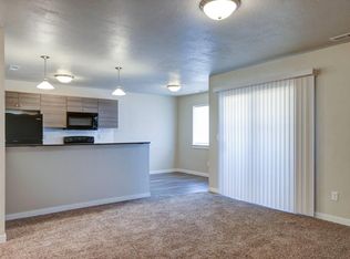 550 W Deer Flat Rd #L-201, Kuna, ID 83634