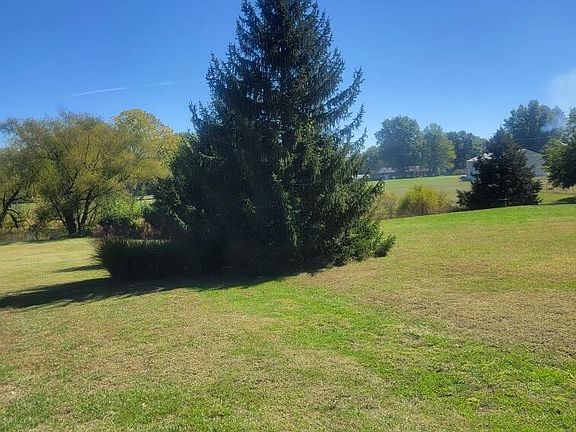 3rd image of 8404 Meadow Lake Drive